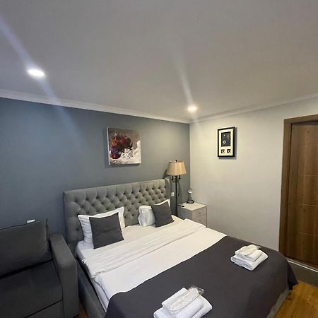 Book Hotel Tbilisi Eksteriør billede