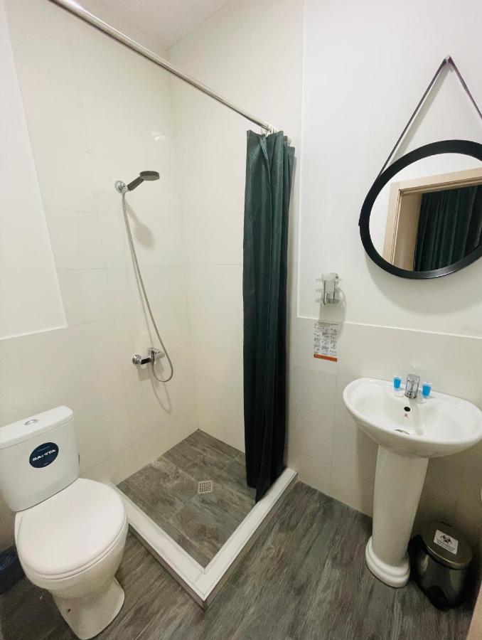 Book Hotel Tbilisi Eksteriør billede