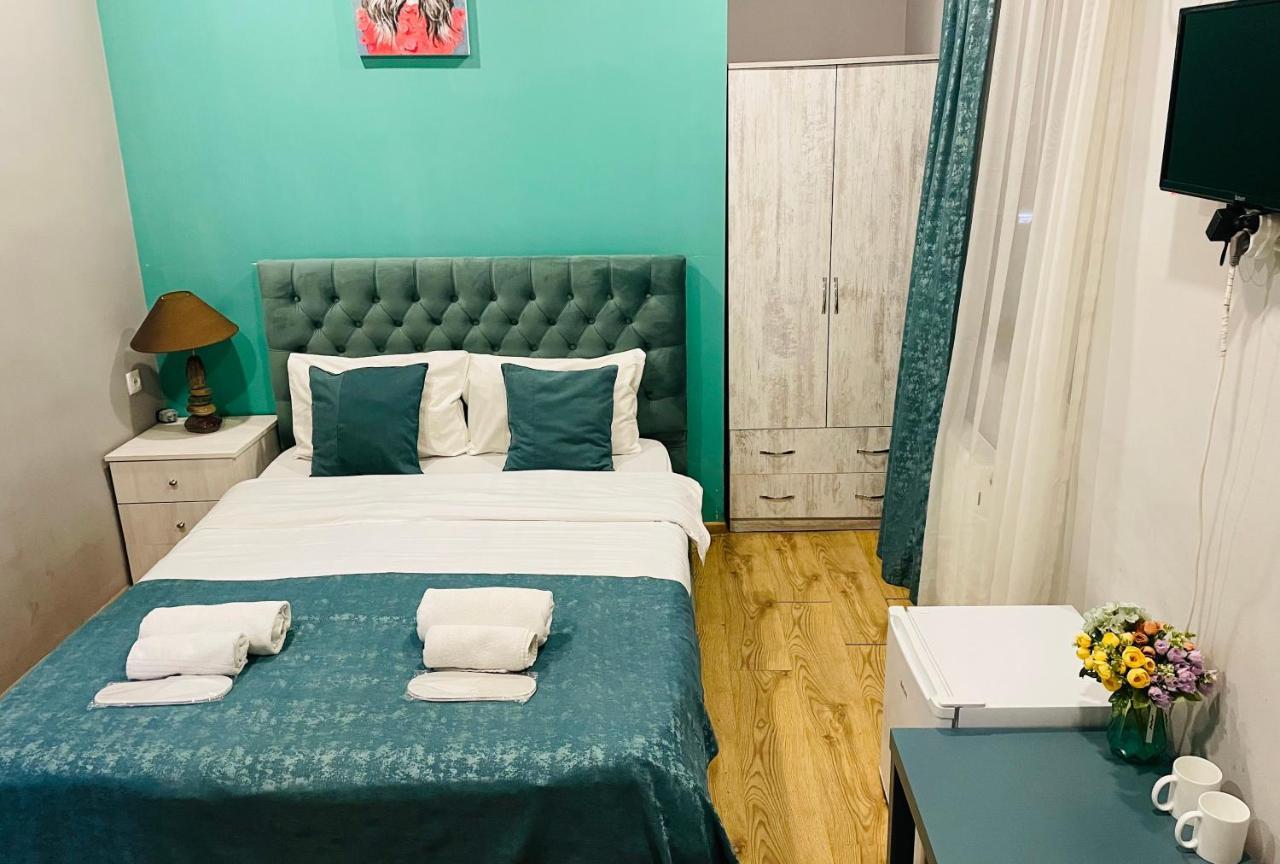 Book Hotel Tbilisi Eksteriør billede